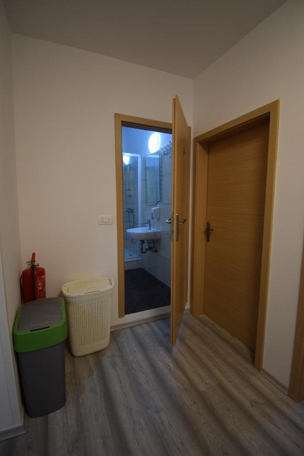 Secret Garden Apartment Koper Eksteriør bilde