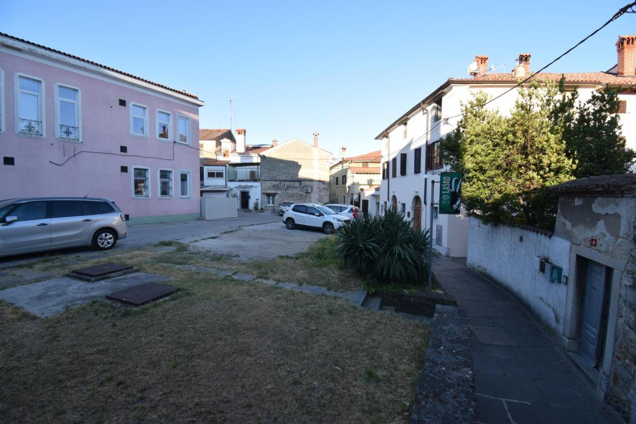 Secret Garden Apartment Koper Eksteriør bilde